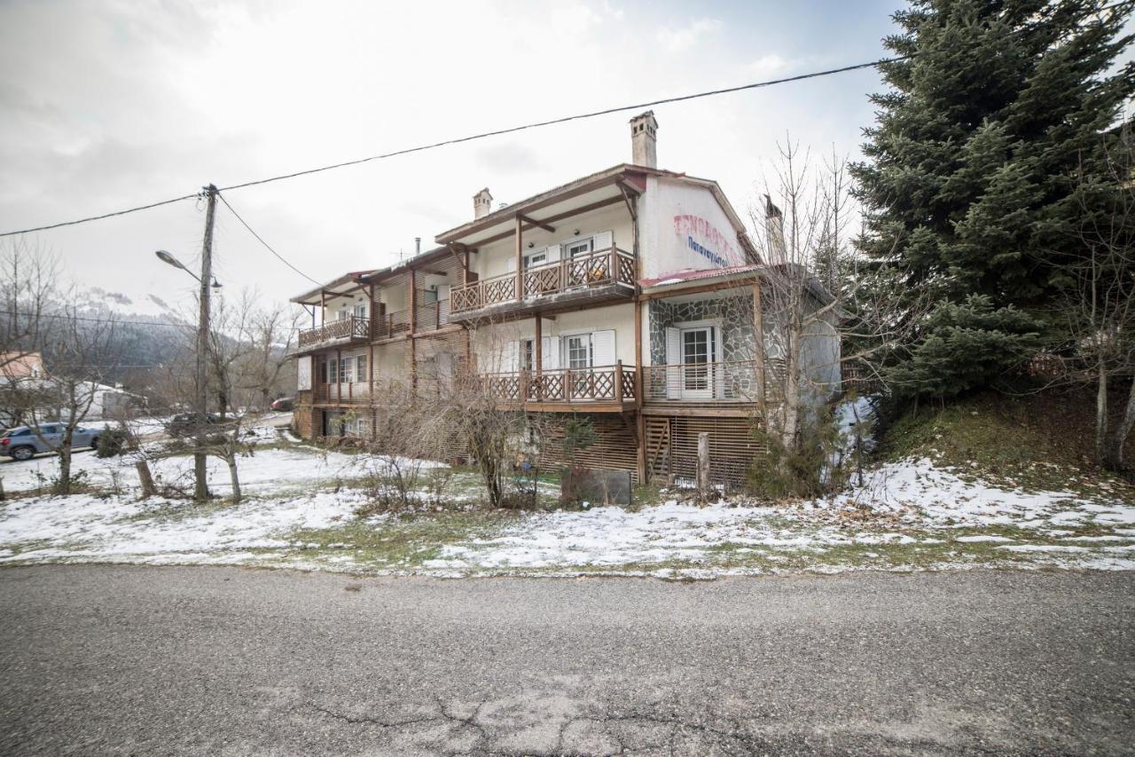 Hotel Ξενοδοχειο Παπαναγιωτου Neraïdochóri Exterior foto