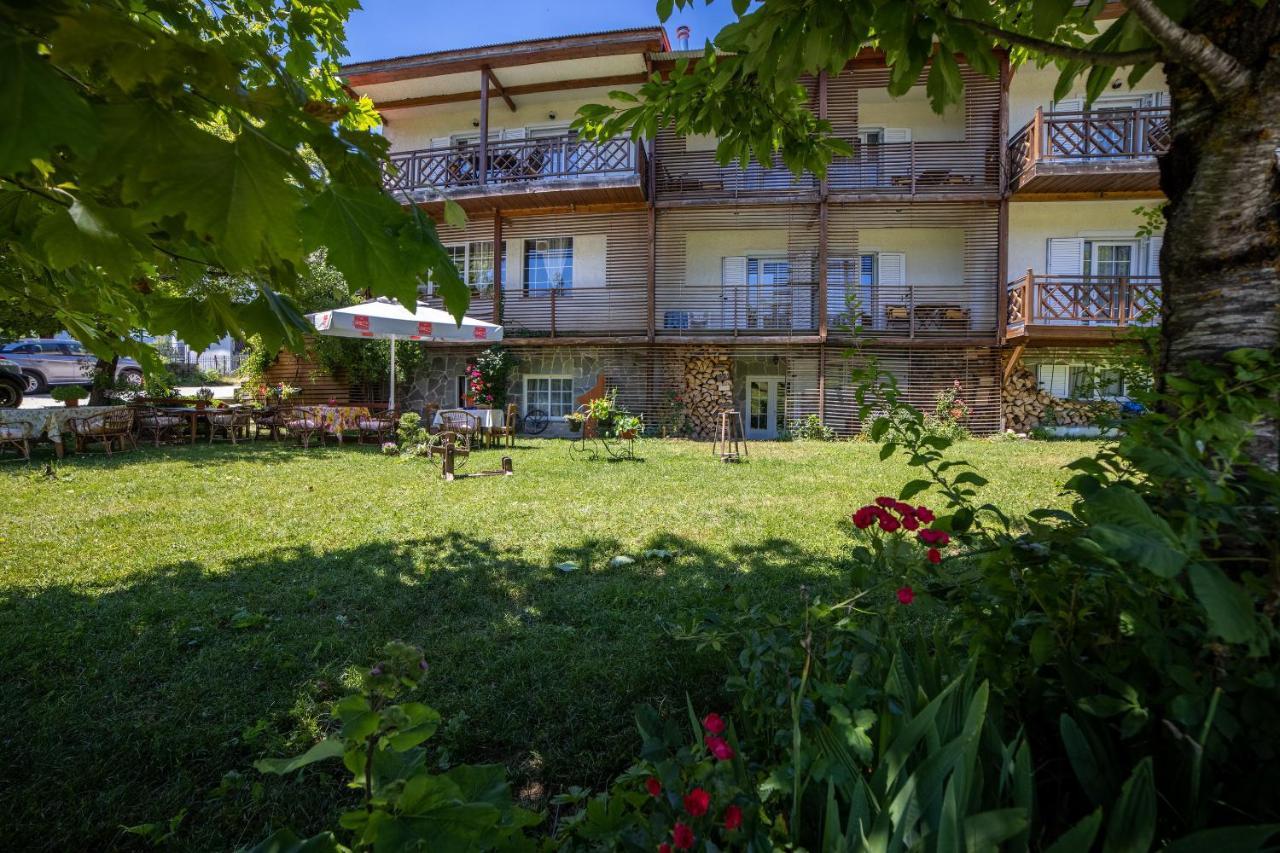 Hotel Ξενοδοχειο Παπαναγιωτου Neraïdochóri Exterior foto